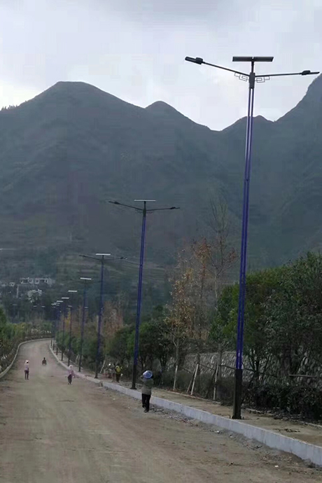 道路白天